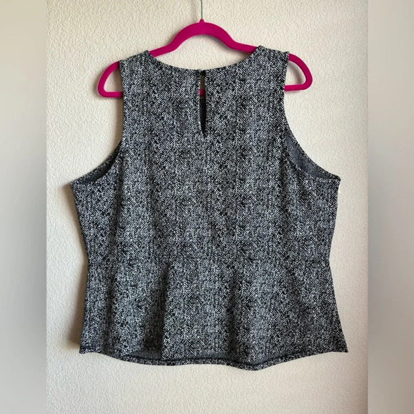 14th & Union Herringbone Peplum Style Tank - Picture 1 of 5